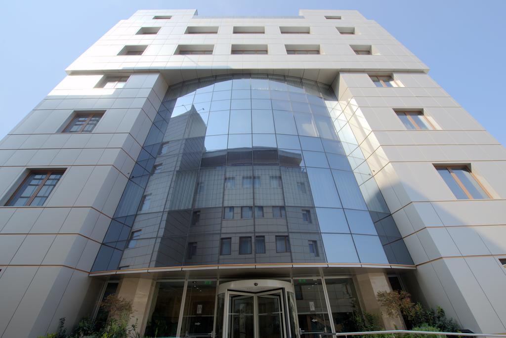 Premier Palace Spa Hotel Bukarest Kültér fotó The headquarters of the National Bank of Egypt