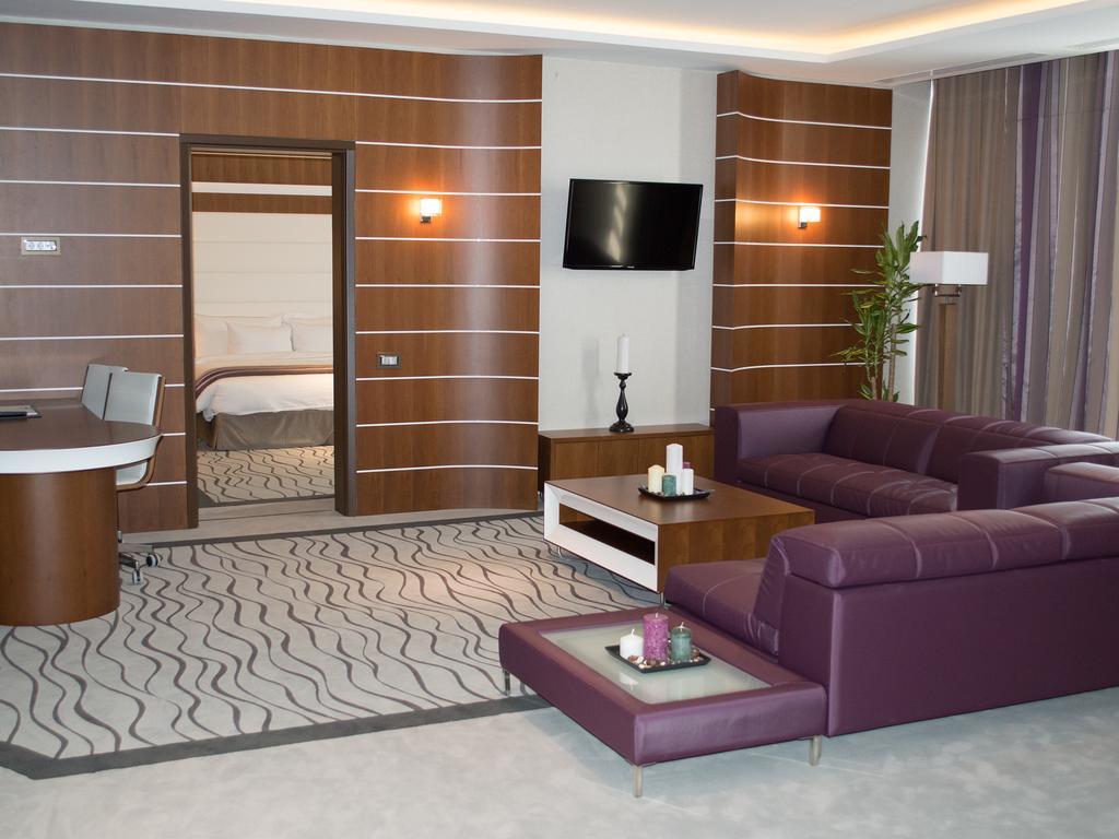 Premier Palace Spa Hotel Bukarest Kültér fotó Suite