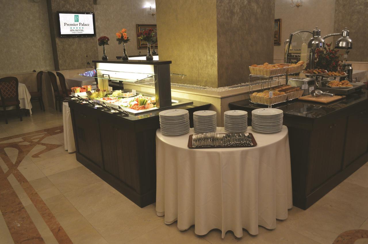Premier Palace Spa Hotel Bukarest Kültér fotó A buffet at a hotel